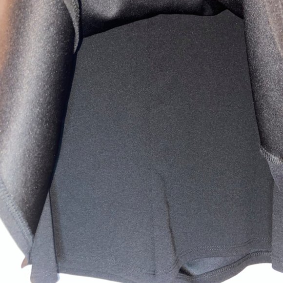 FashionNova - Skort || Mid Rise || Black - Picture 5 of 5